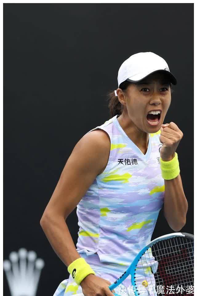 保持至少一 保持至少一