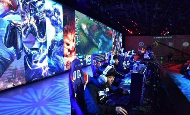 更高而提升 更高而提升